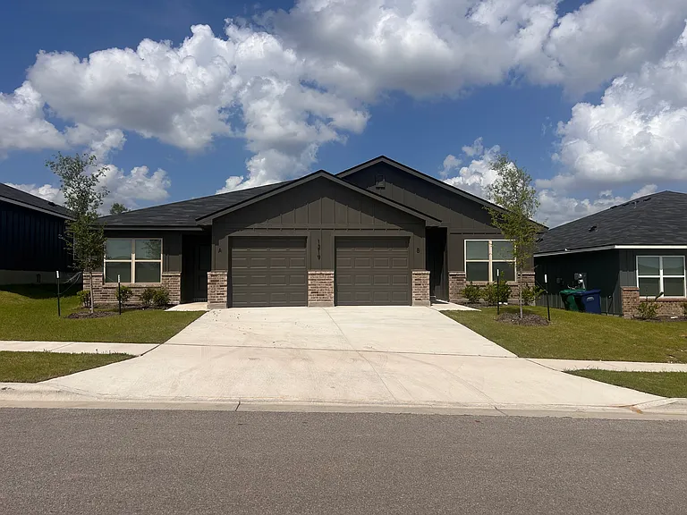1219 Concord Dr #B — Photo 1