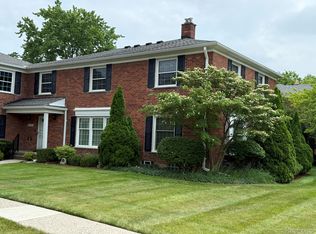 623 Notre Dame St, Grosse Pointe, MI 48230