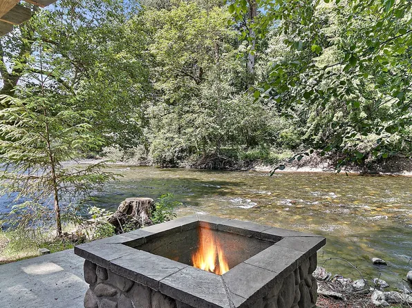 24416 SE 246th Street, Maple Valley, WA 98038
