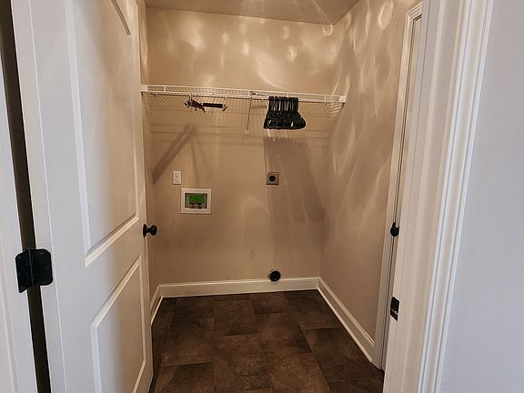 4th image of 429 Saint Cloud Ct