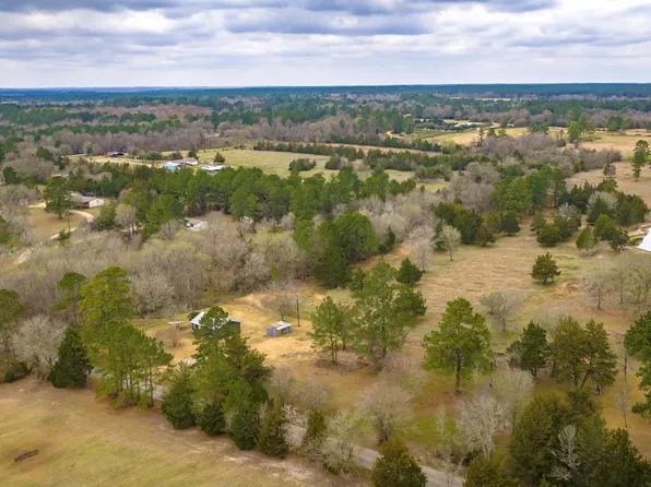 24784 Bailey Grove Rd, Montgomery, TX 77356