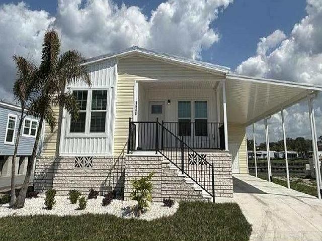 1st image of 34575 Robins Song Rd #852