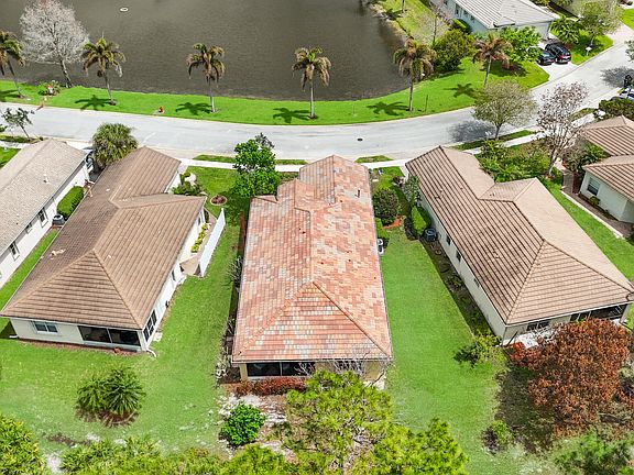 5th image of 240 SW Coconut Key Way