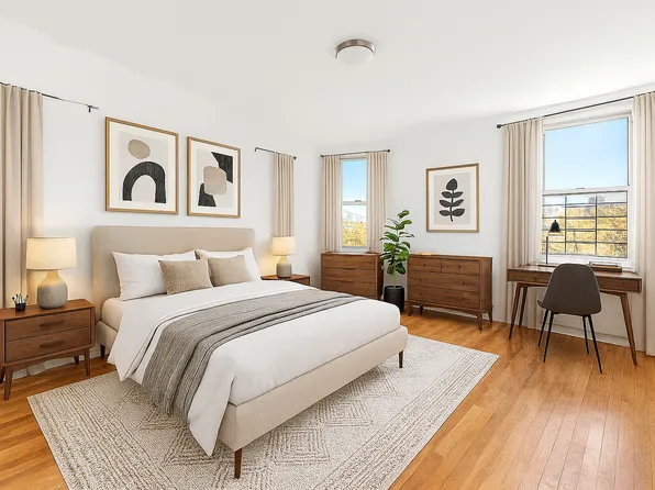 770 Ocean Parkway image 4 of 8