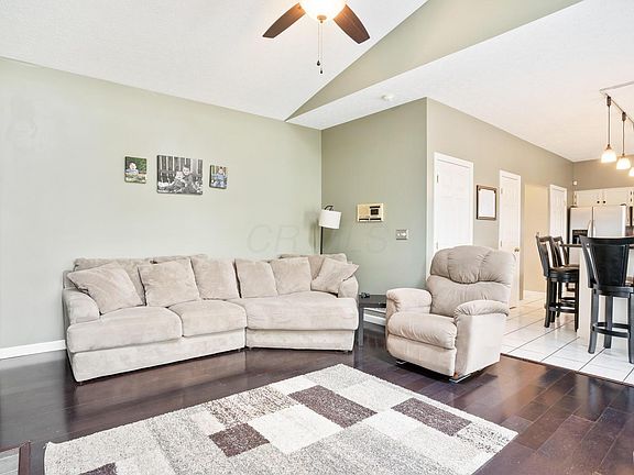 3rd image of 3245 Darby Glen Blvd