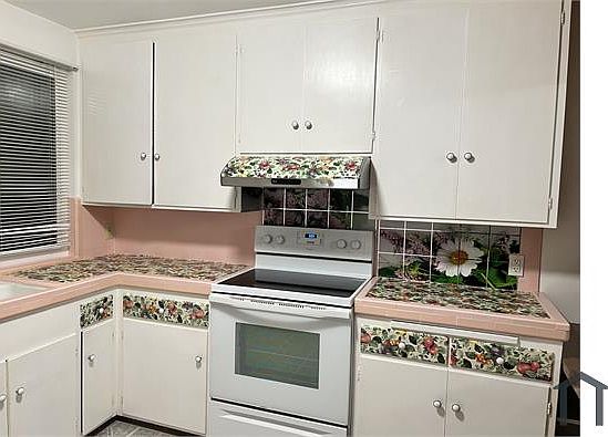 4th image of 1250 Geneva Ave APT 2