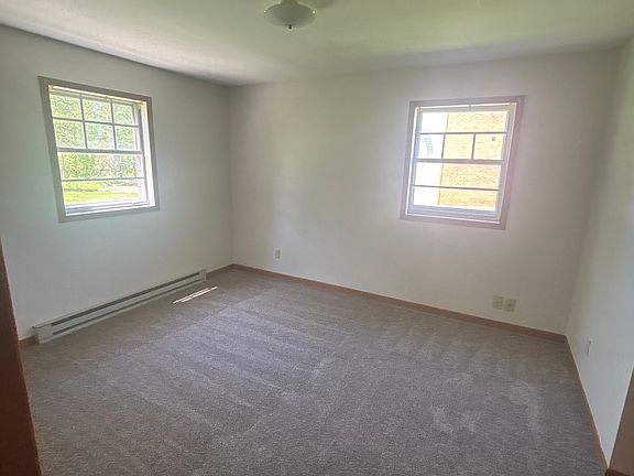 4th image of 145 Concord Dr APT 6