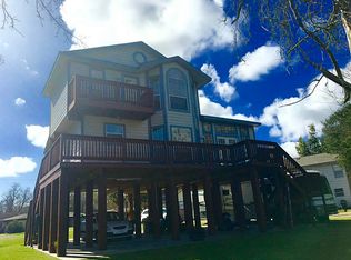 7806 Burgess Rd, Hitchcock, TX 77563