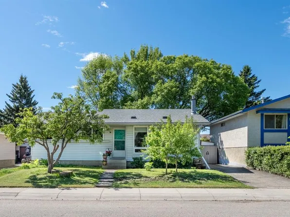1019 N Lysander Dr SE, Calgary, AB T2C 1R8