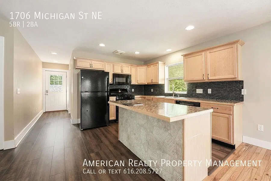 5 bed, 1950 sqft, $3,000 — Photo 3