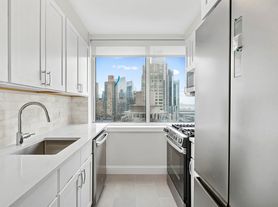140 Riverside Blvd