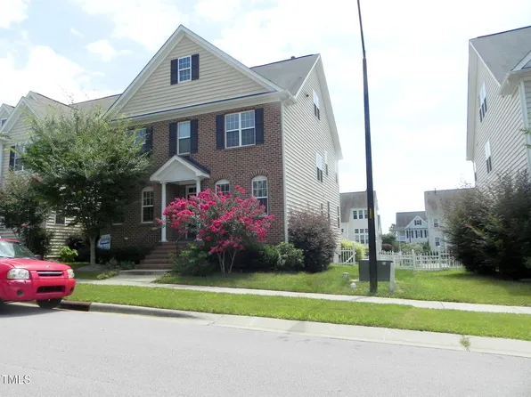 217 Butterbiggins Ln, Apex, NC 27539