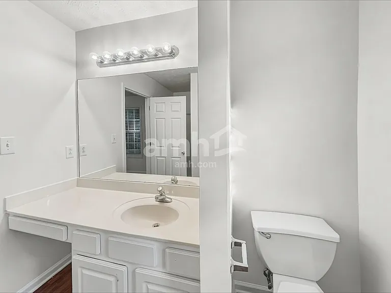 6465 Chestnut Bend Dr — Photo 10