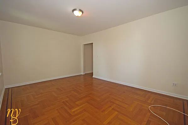 Rented by New York Dwellings LLC | media 16