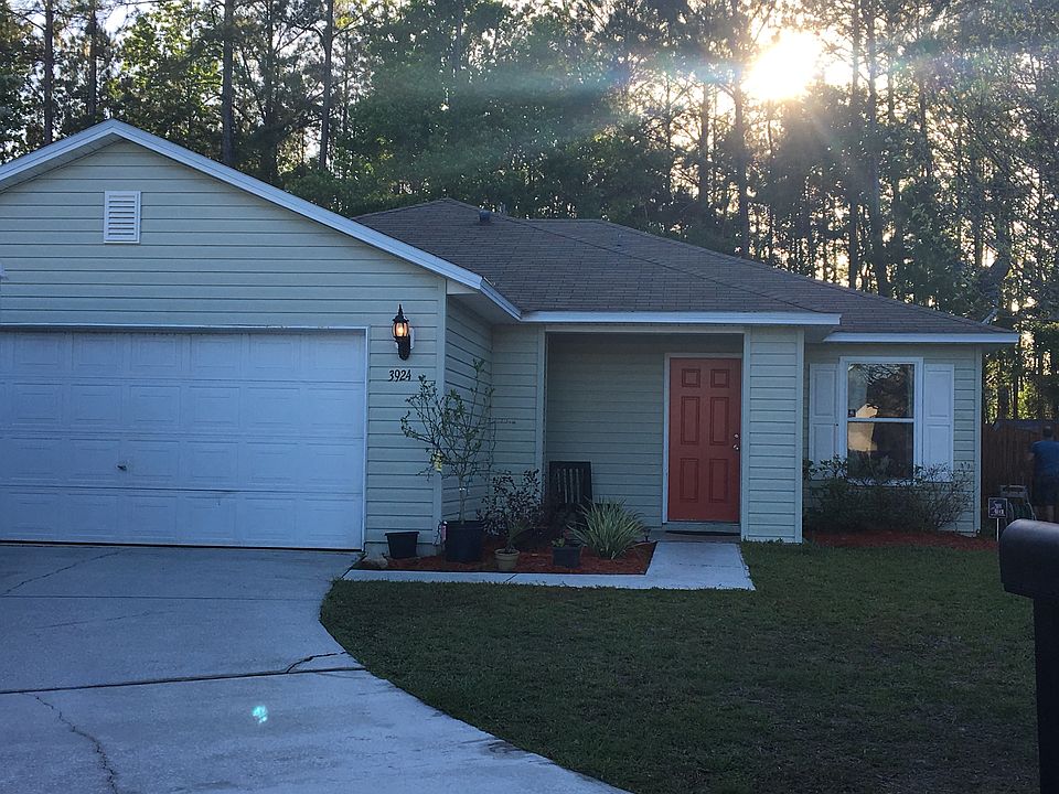1st image of 3924 Hideaway Ln