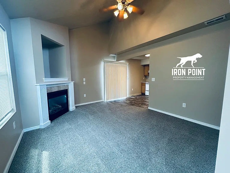 4005 Washington Ave — Photo 4