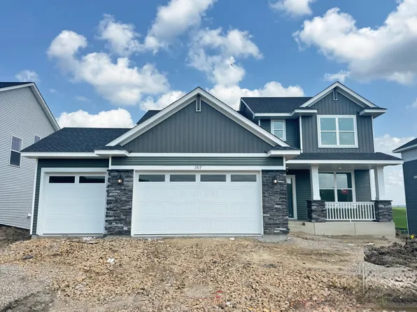 1917 Ravine Rd, Carver, MN 55315