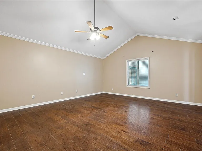 3302 Chris Dr — Photo 15