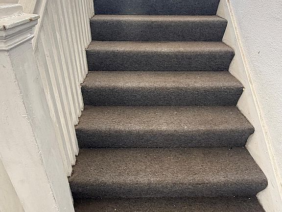 Second set of stairs leading up to apartment
