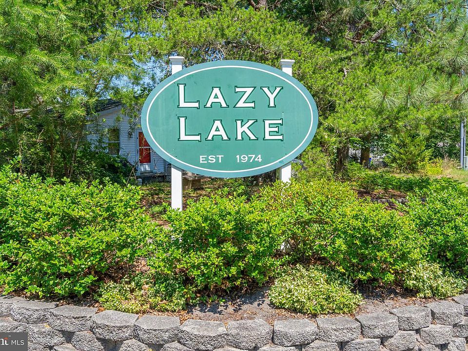 1st image of 225 N Lake Dr