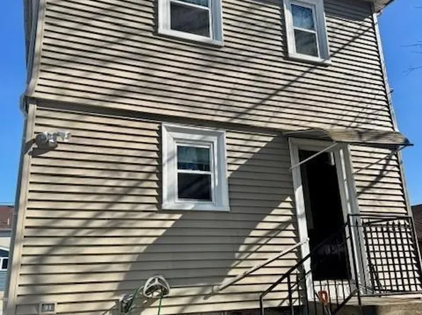 95 Spring St, Cranston, RI