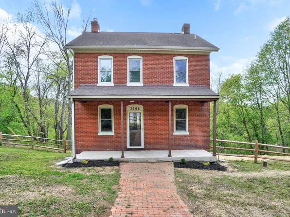 2606 Wilkins Ln, Spring Grove, PA 17362