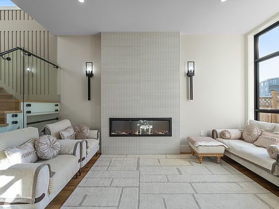 4th image of 1415 Pipeline Rd