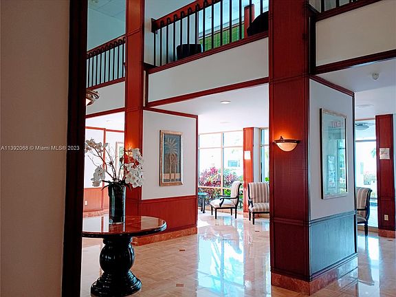 4th image of 2851 NE 183rd St APT 1712E