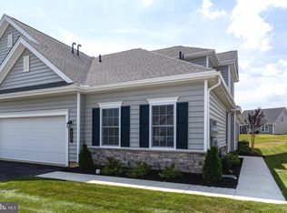 118 Honor Dr, East Petersburg, PA 17520
