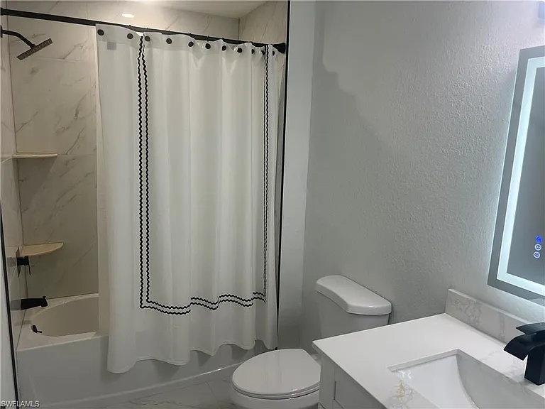 2403 Dogwood Ave N — Photo 22