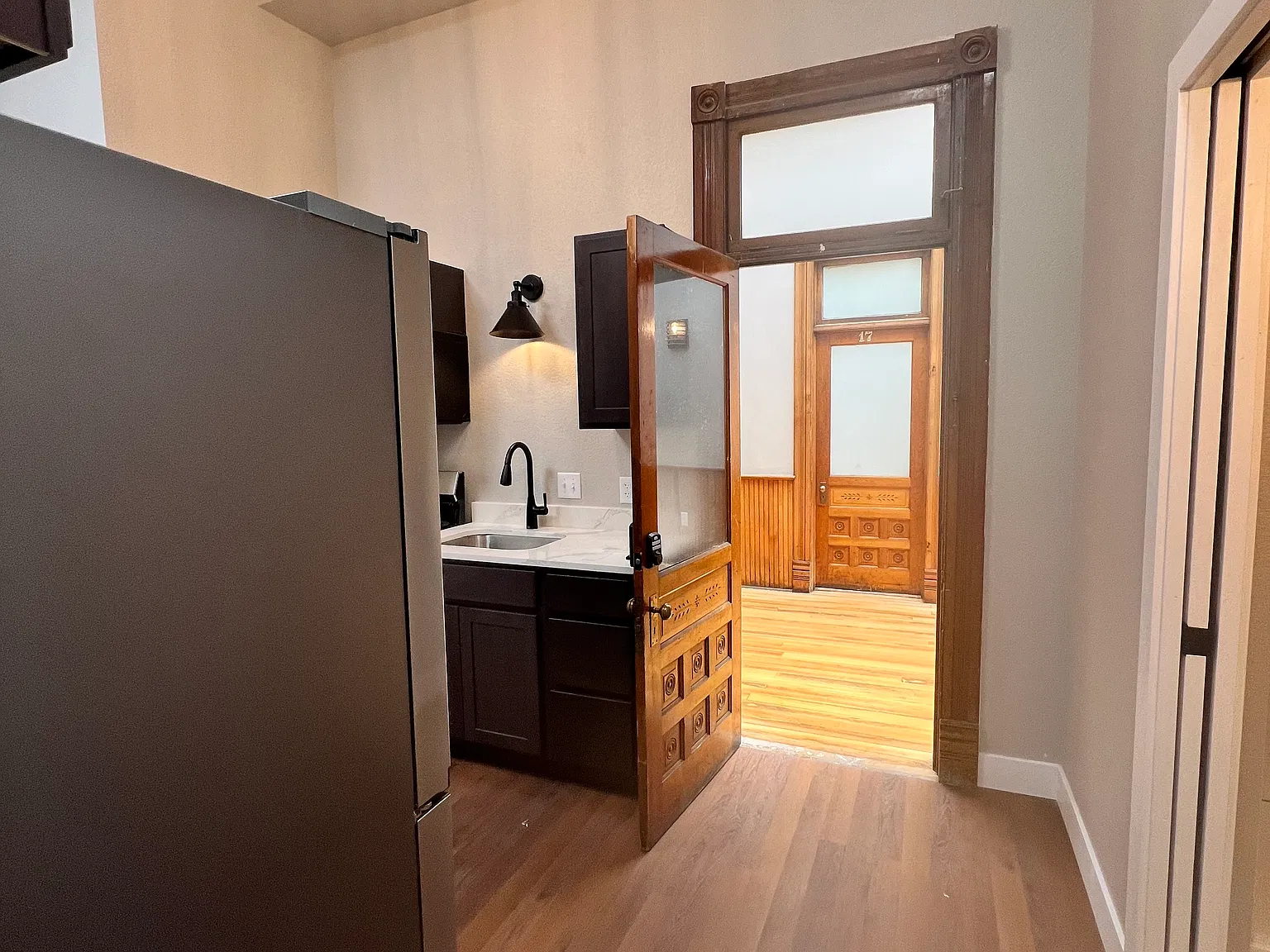 1 bed, 340 sqft, $1,325 — Photo 3