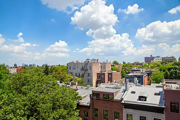 Sold by Compass | media 13