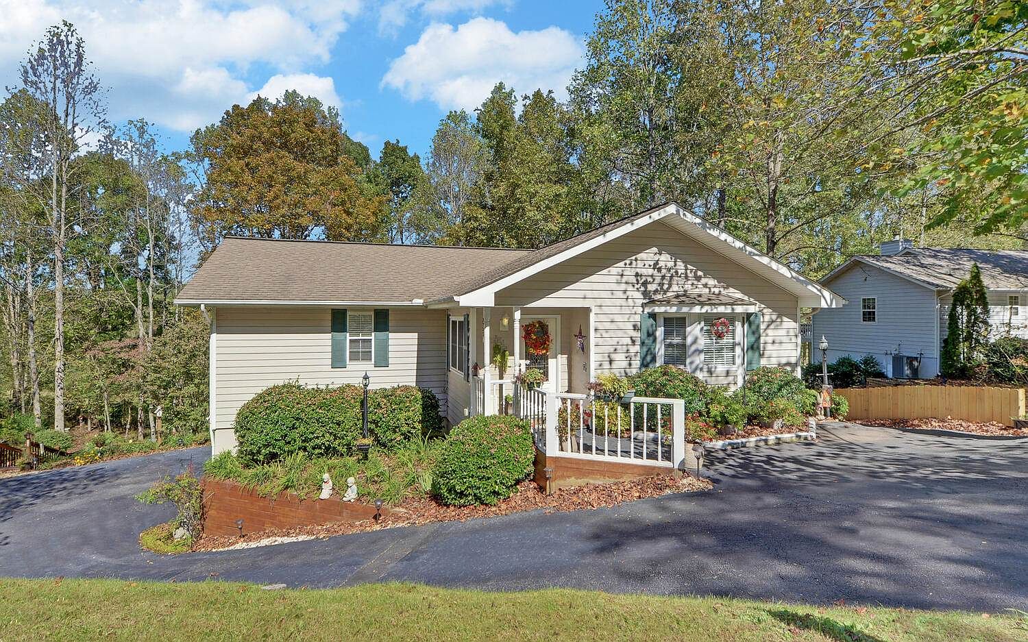 5769 Primrose Ln, Young Harris, GA 30582 Zillow