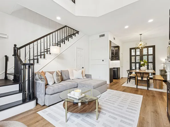 3919 Gilbert Ave #E, Dallas, TX 75219