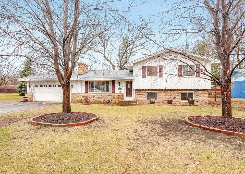 1st image of 124 Mississippi Ln