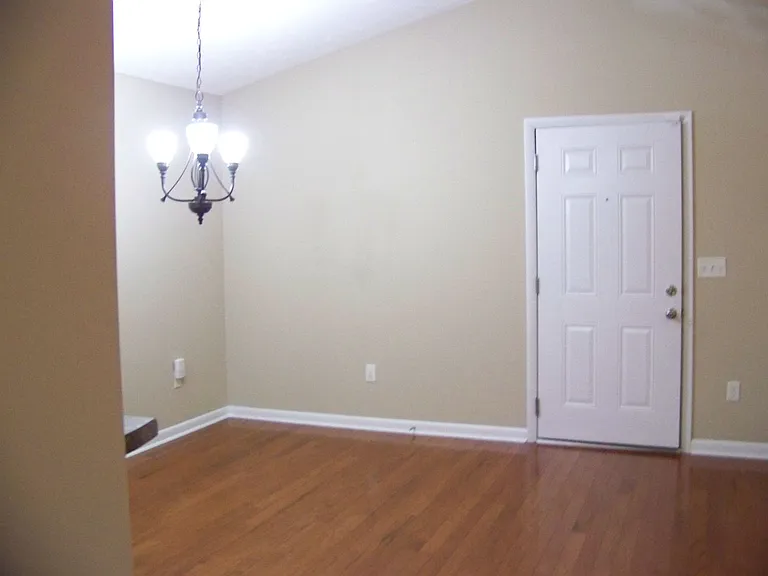 1878 Tryon Dr #5 — Photo 6