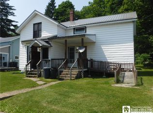 678 W 2nd St, Kennedy, NY 14747