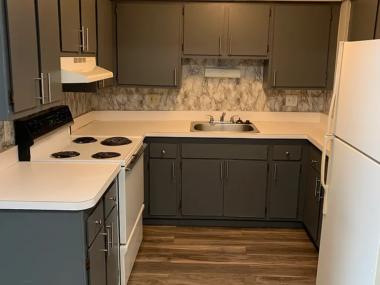 25835 Lahser Rd #6 — Photo 1
