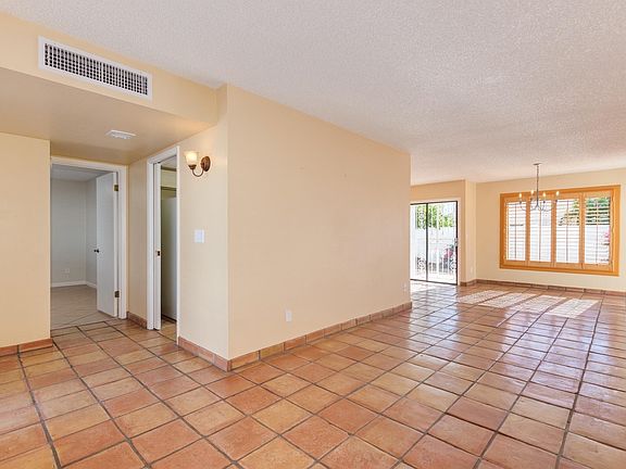 4th image of 1037 E Villa Maria Dr