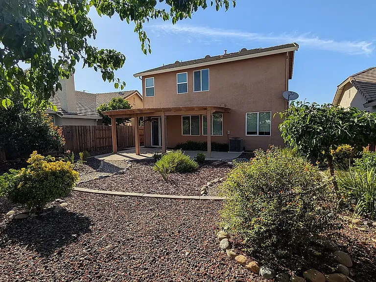 108 Lone Oak Ct — Photo 12