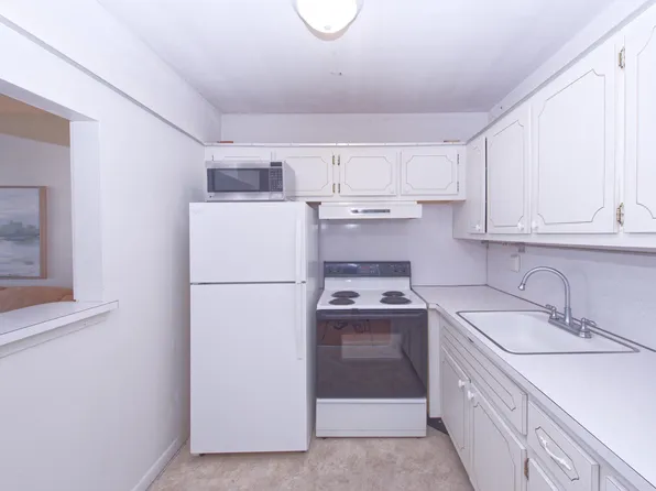320 Horizons #207, Boynton Beach, FL 33435