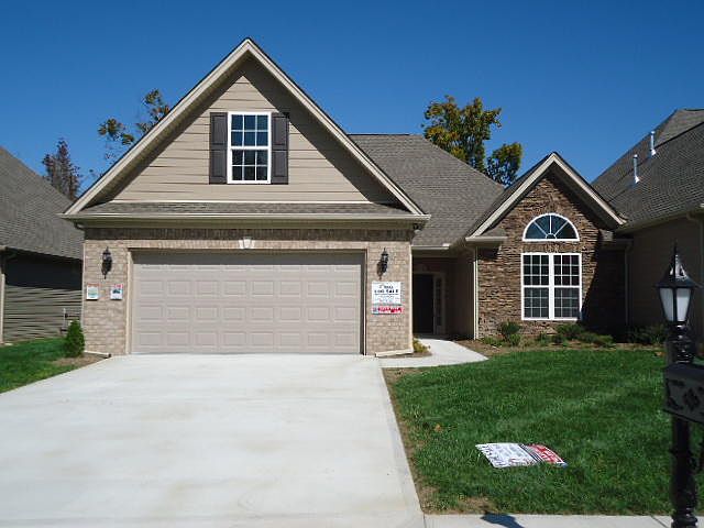 1st image of 2761 Amsterdam Ln #26