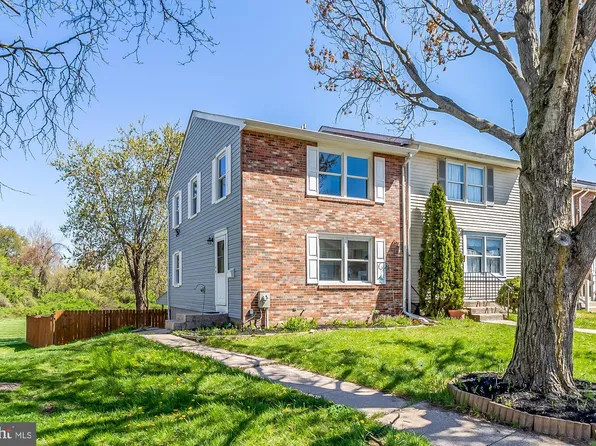 5348 King Arthur Cir, Rosedale, MD 21237
