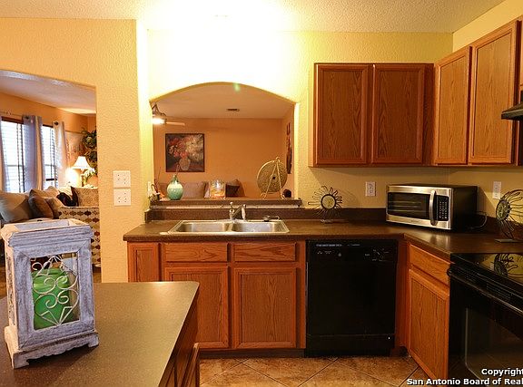 5th image of 7106 Hallie Pl