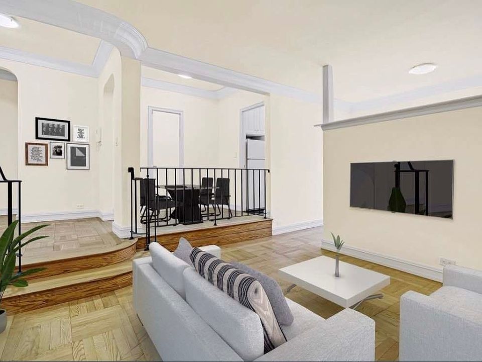 1st image of 235 E 46th St APT 4D