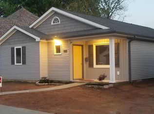 218 W Davidson Ave, Chaffee, MO 63740