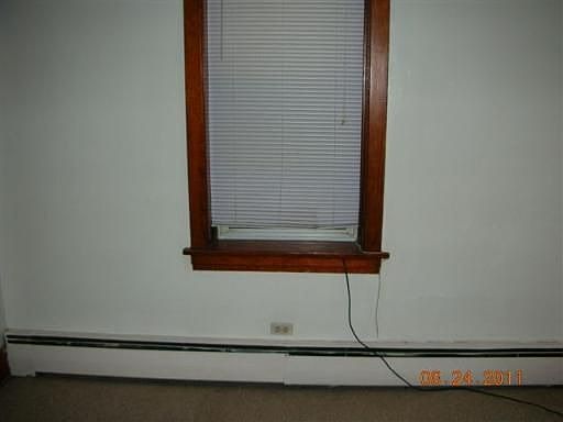 3rd image of 3224 N Lawndale Ave