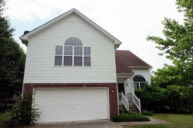 1st image of 202 Fairfield Dr