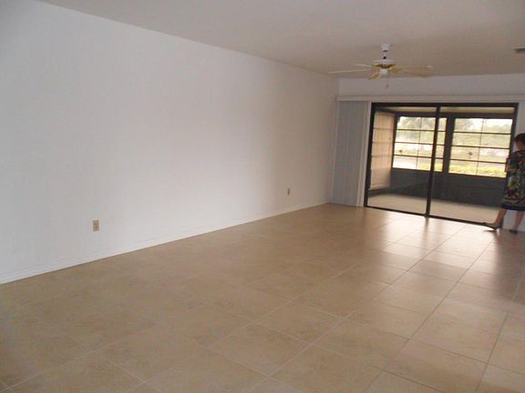 5th image of 1502 SE Talbrook Ct