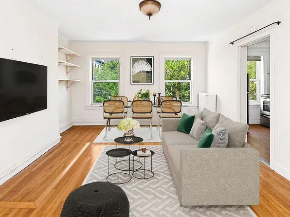 392 Adelphi Street image 1 of 5